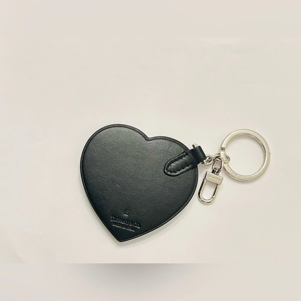 Return to Tiffany & Co. Padded Bag Charm in black leather. - Picture 8 of 9